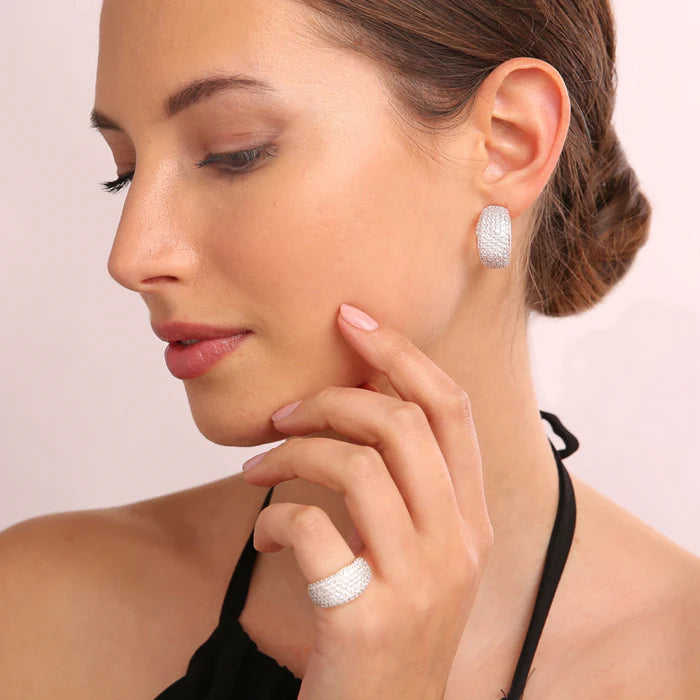 Anello a Fascia con Pavé in Cubic Zirconia