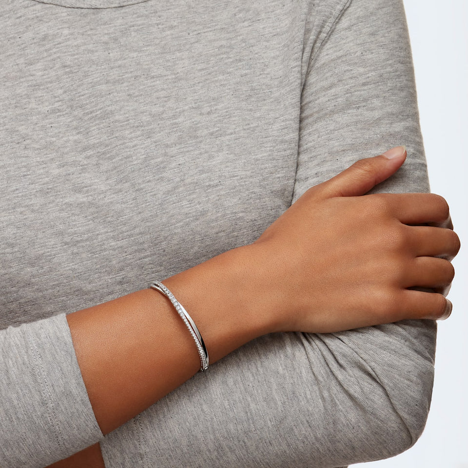 Bracciale rigido Twist Bianco, Placcato rodio – Tripodi Sarnico Bracciale rigido Twist Bianco, Placcato rodio – Tripodi Sarnico